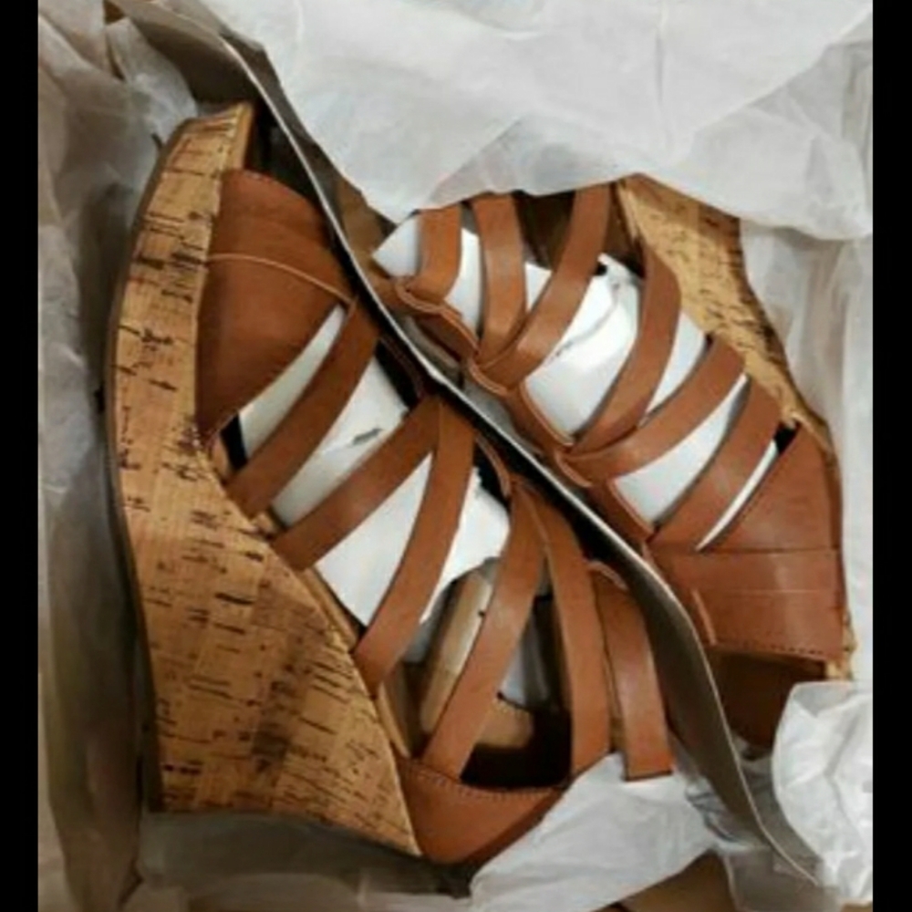 Tan Strappy wedges